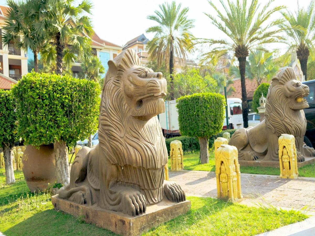 Empress Angkor Resort & Spa Siem Reap Exterior photo