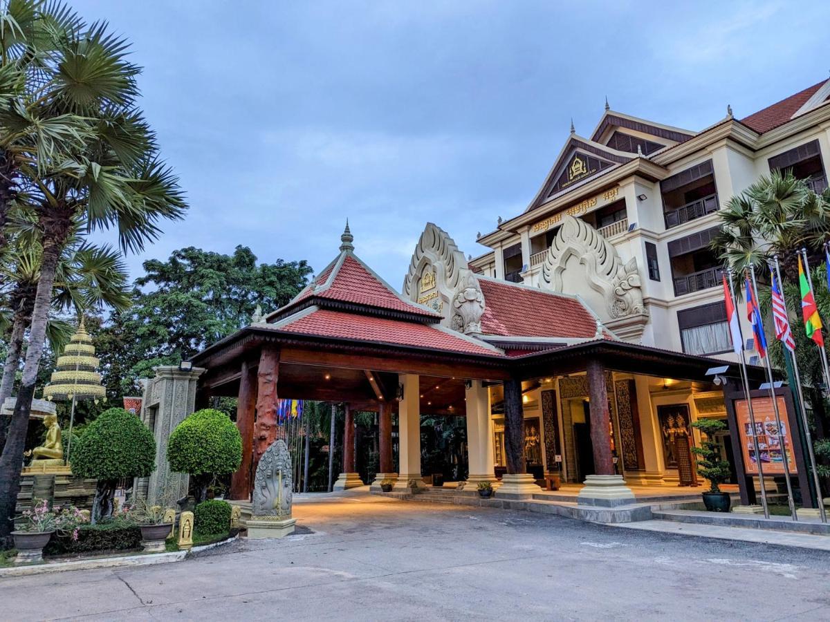Empress Angkor Resort & Spa Siem Reap Exterior photo