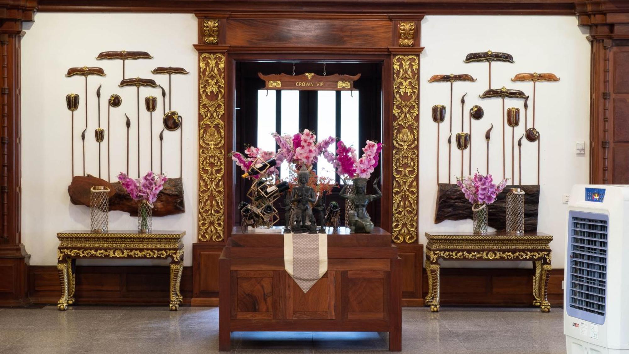 Empress Angkor Resort & Spa Siem Reap Exterior photo
