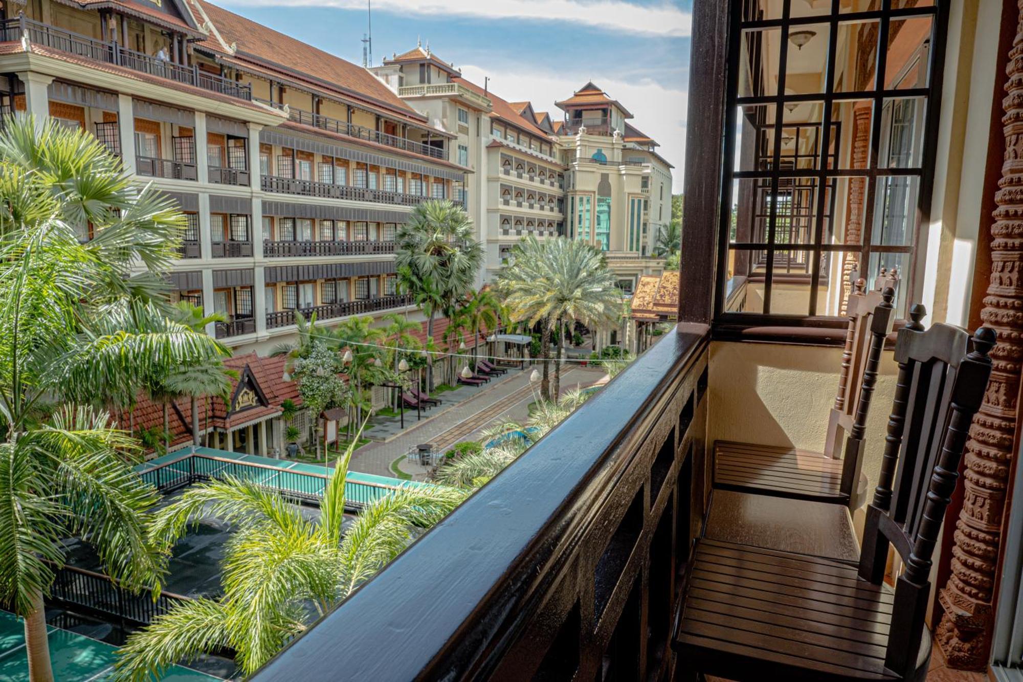 Empress Angkor Resort & Spa Siem Reap Exterior photo